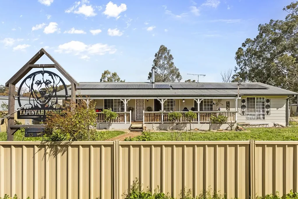 13-15 Cave Street, Ganmain, NSW 2702