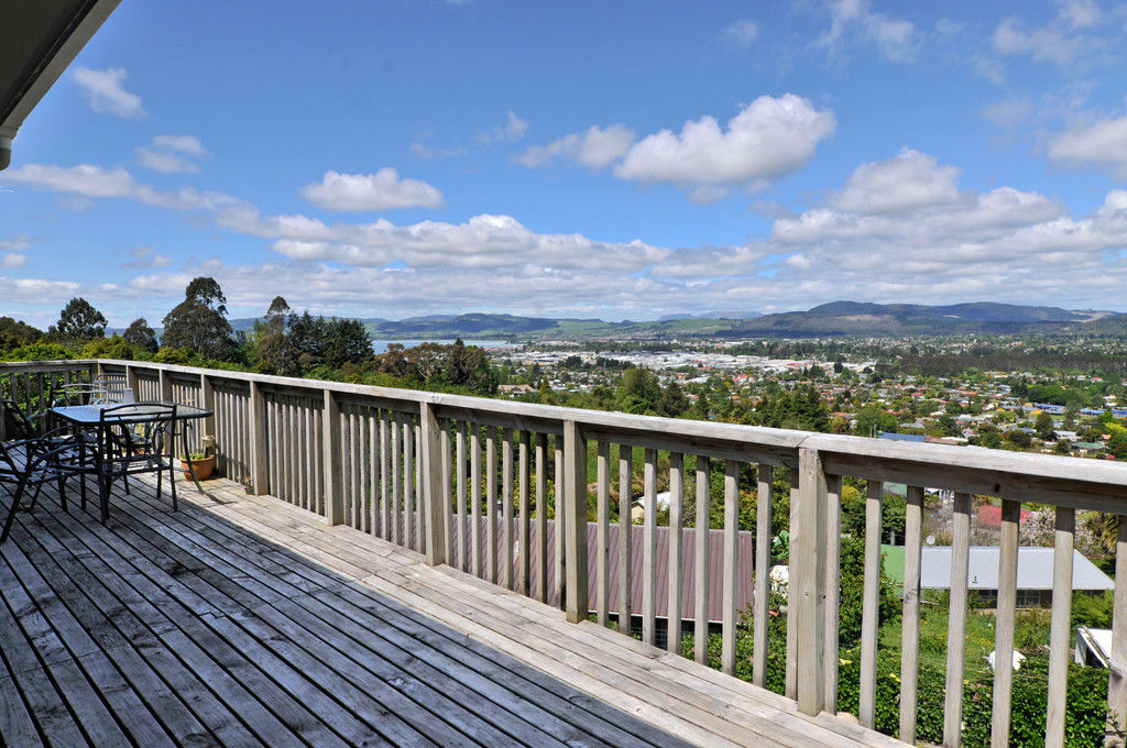 95 Mountain Road, Western Heights, Rotorua, 8 phòng ngủ, 5 phòng tắm