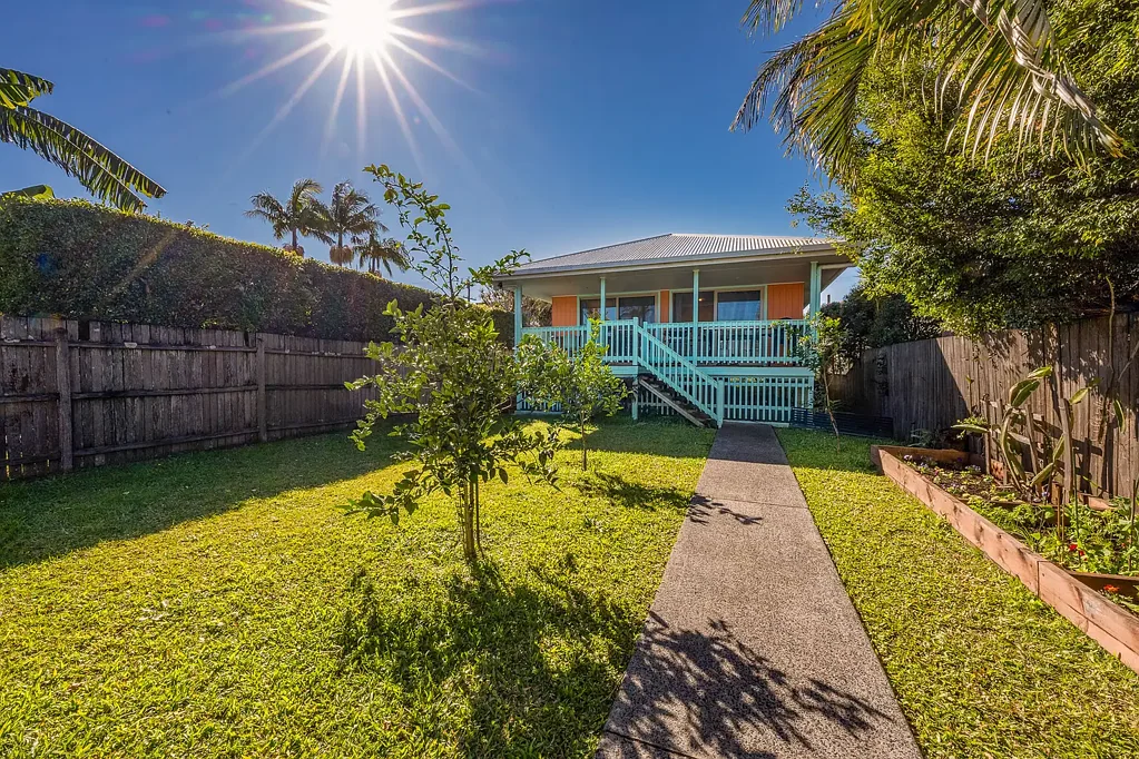 Mullumbimby 3Zimmer High Set Home with Approval for Granny-flat