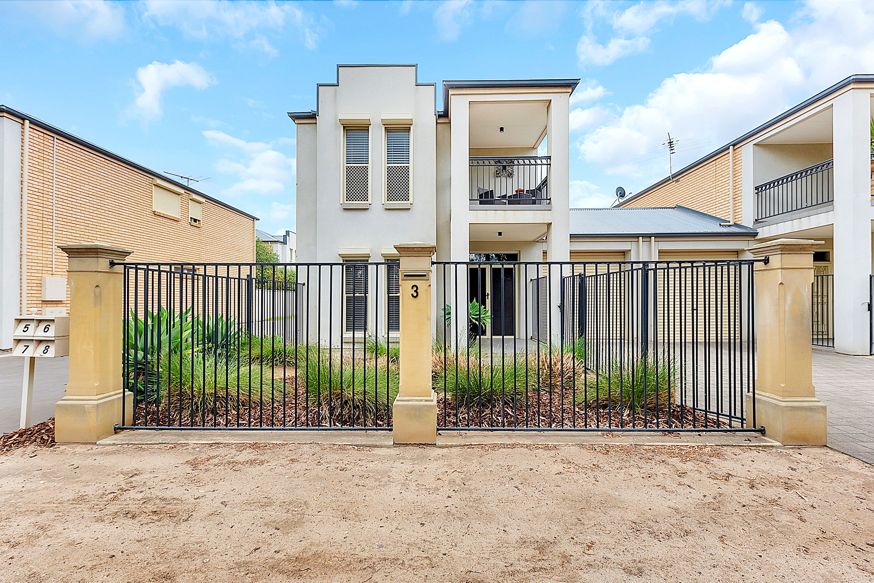 UNIT 3 221 MARTINS RD, PARAFIELD GARDENS SA 5107, 0 rūma, 0 rūma horoi, Townhouse