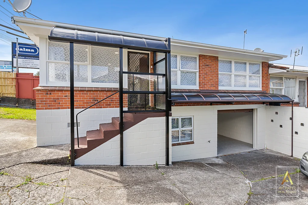 1/4016 Great North Road, Glen Eden, Waitakere City, Auckland