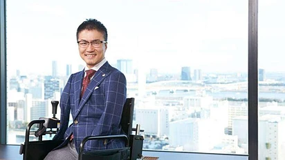 先天性没有四肢的日本劈腿狂人，婚后15年出轨50人
