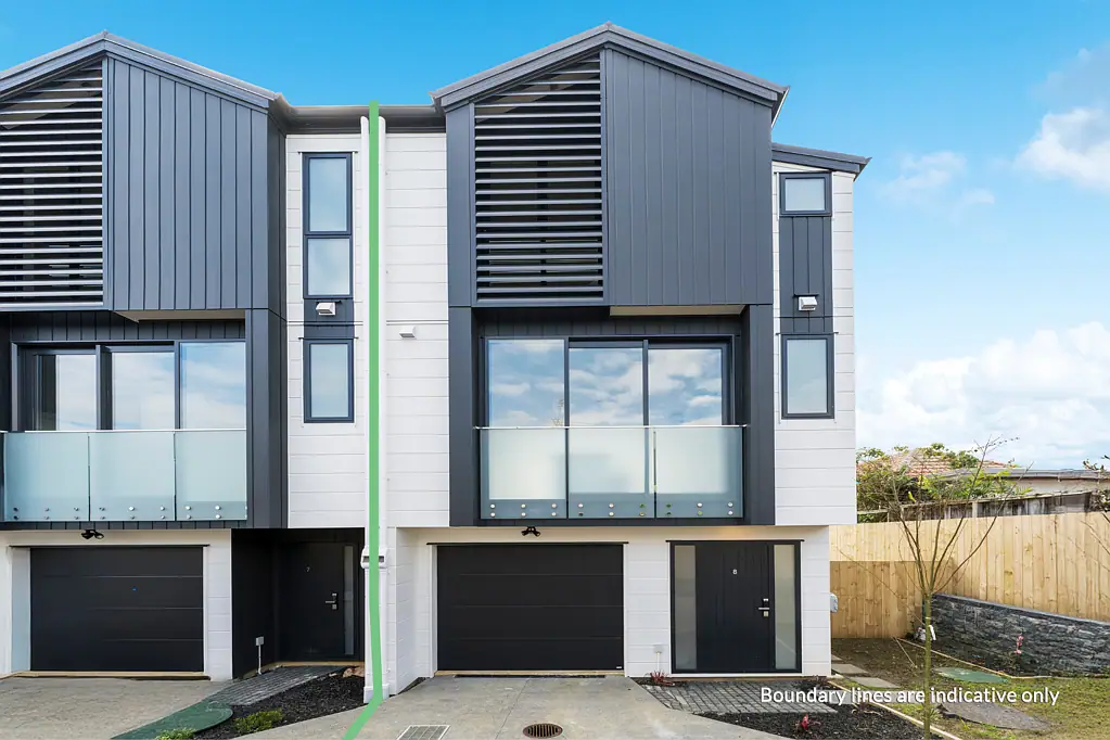 8/6 Shakespeare Road, Milford, North Shore City, Auckland