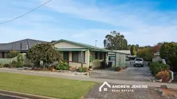 27 Hughes St, Barooga