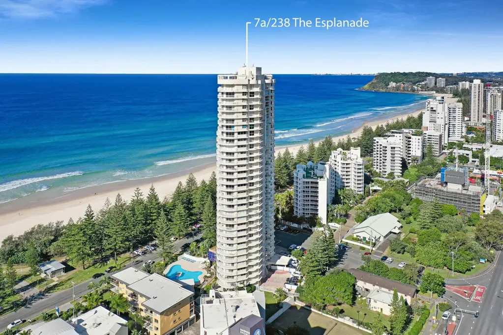 Burleigh Heads 2غرفة نوم Burleigh Surf – Stunning Sun-Filled North-East Aspect