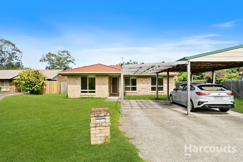 LOCATION & SITUATED IN A QUIET CUL-DE-SAC!
