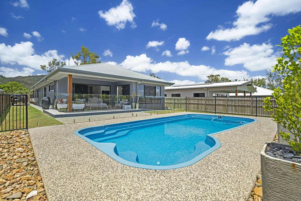 5 Jessamine Close, Cannonvale, QLD 4802