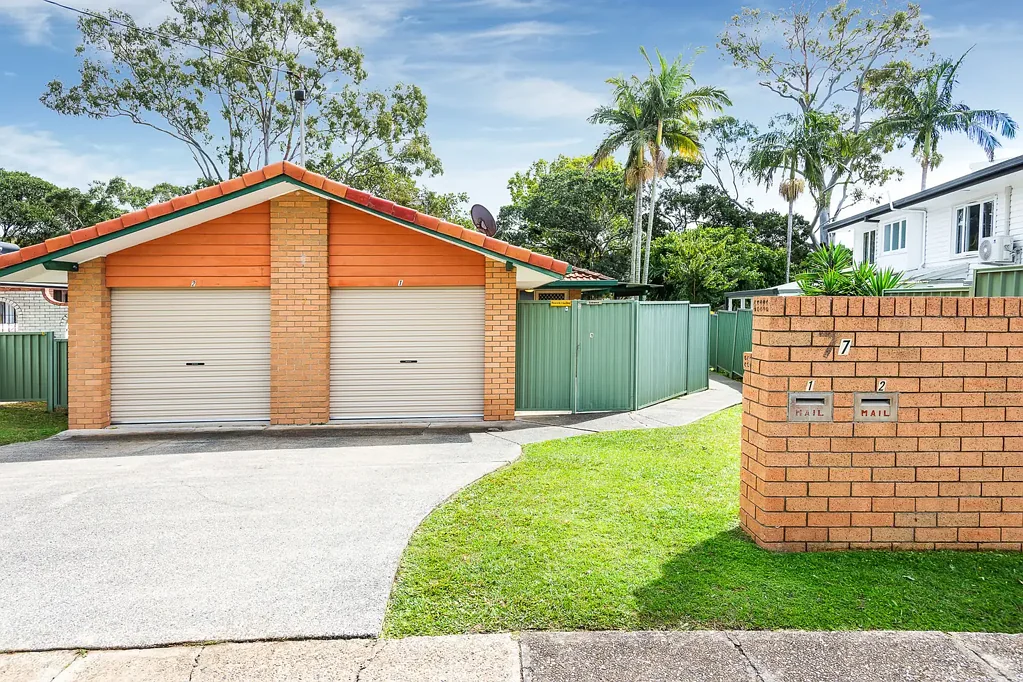 Southport 2Kwarto Position, Privacy & Low-Maintenance Duplex Living