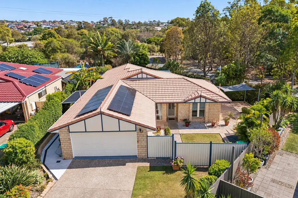 Murrumba Downs 4Kwarto Family-Friendly Low-Set Home on a Generous 858sqm Cul-de-Sac Block