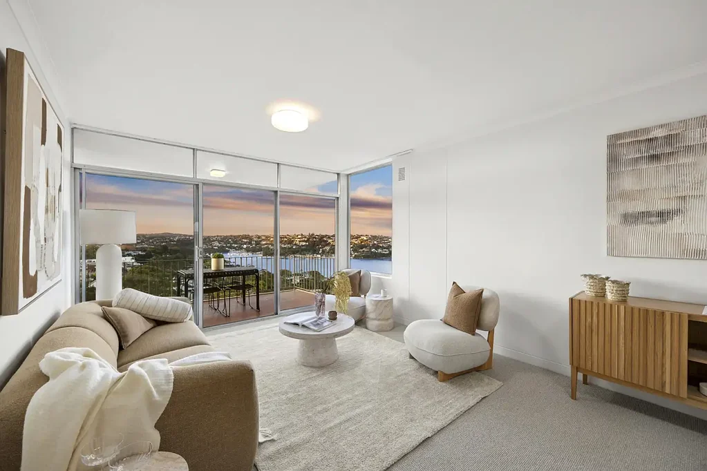 Mosman 2房 朝北公寓，享有波光粼粼的 Middle Harbour 全景 North-facing apartment with sparkling Middle Harbour panorama