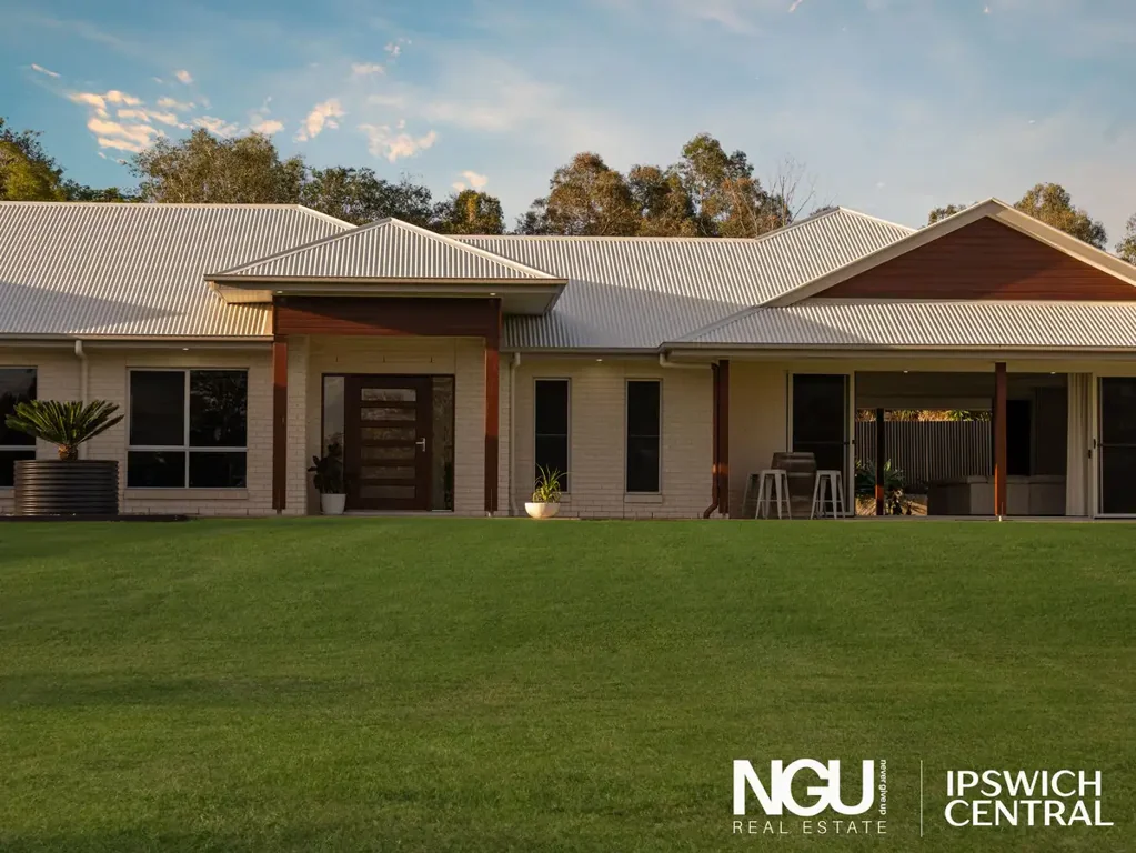 Harrisville 4部屋 LUXURY LIVING, MASSIVE SHED & PARKING FOR 12 ON NEARLY 2 ACRES