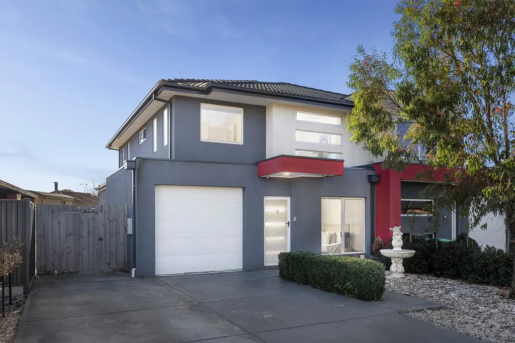 5 Grantley Drive, Gladstone Park, VIC 3043