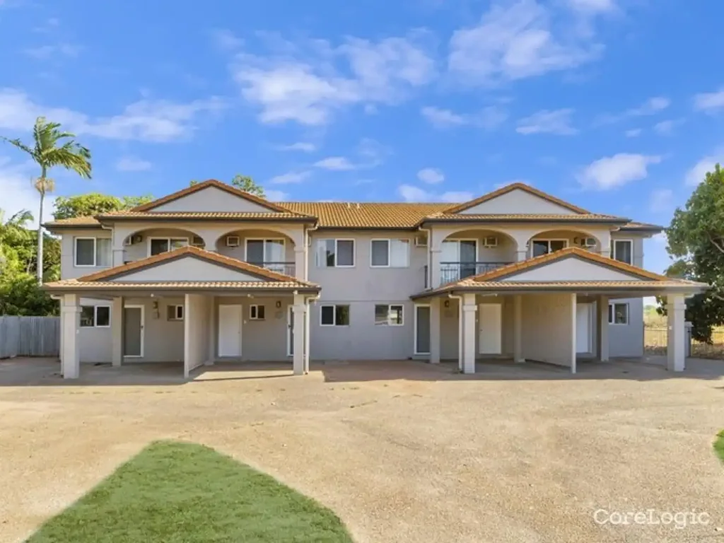 Tranquil Mountain Views Await in Rosslea Townhouse