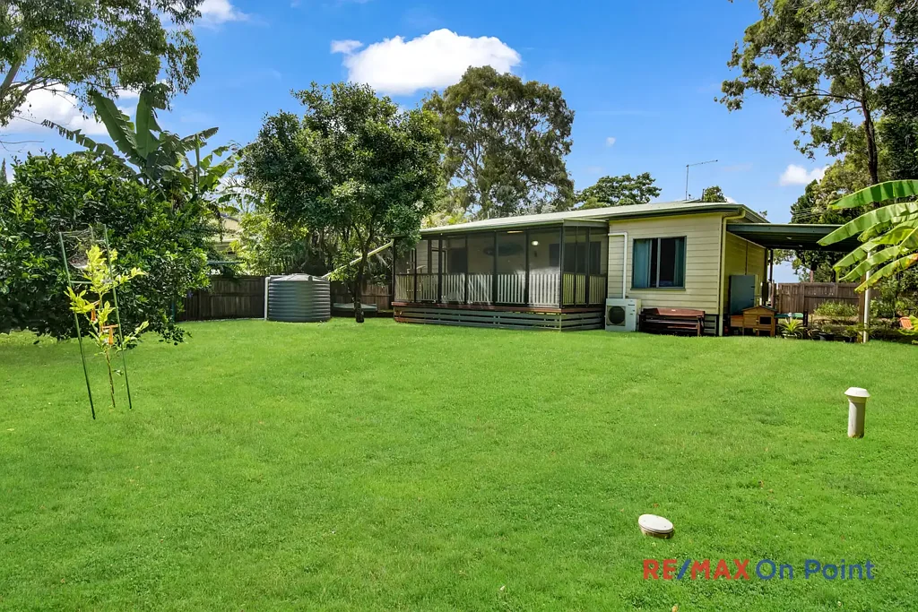 Karragarra Island 3ਬੈੱਡਰੂਮ Tranquil Island Living: Your Dream Home Awaits at 11 McBean Road