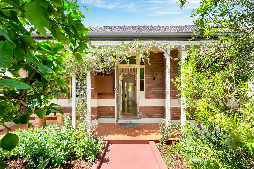 21 Bourne Street, Marrickville, NSW 2204