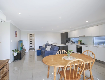 1/36 Cambridge Street, Carina Heights, Brisbane - Eastern Region, 2部屋, 2バスルーム, Apartment