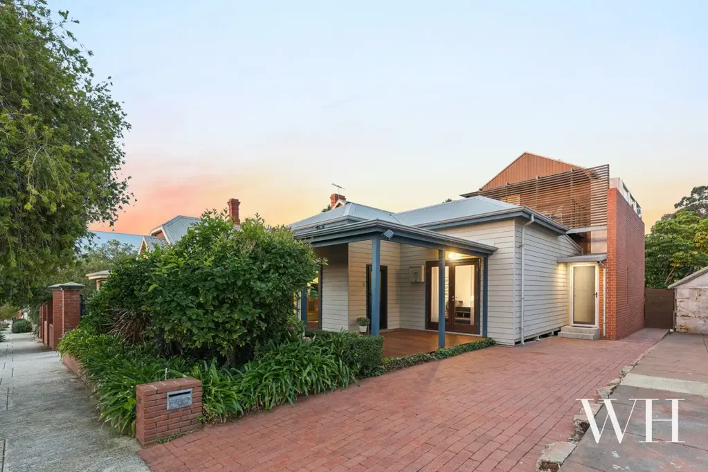 East Fremantle 4Moenga The Plympton Package: Character, Style & Stunning Modernity