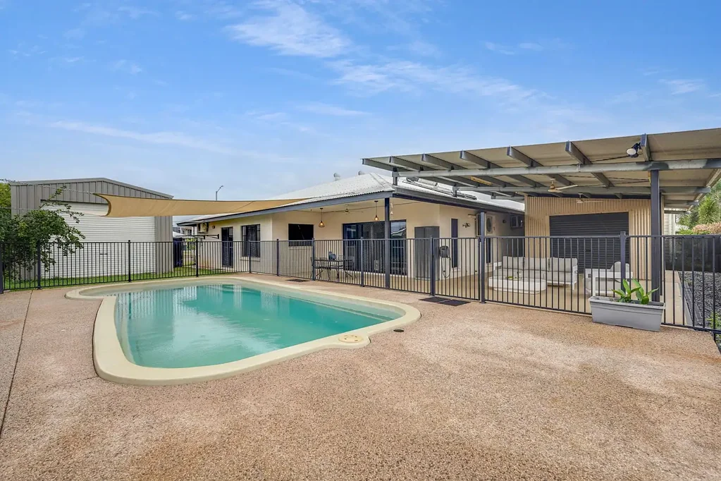 Johnston 4ਬੈੱਡਰੂਮ Spacious Family Home with Swimming Pool and Outdoor Entertaining