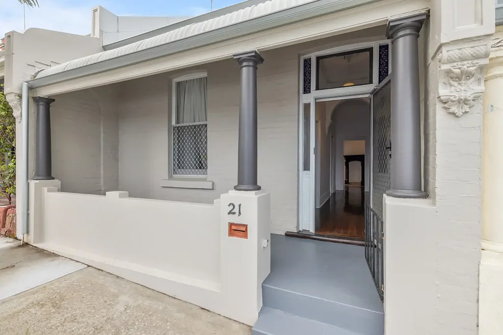 21 Holdsworth Street, Fremantle, WA 6160