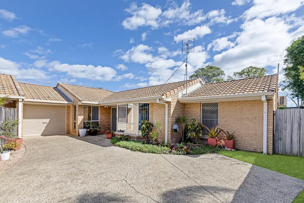 2/27 Maroochy Waters Drive, Maroochydore, QLD 4558