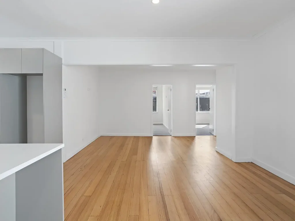 Fresh, Bright & Private – 3-Bedroom Unit in Prime Frankston Location