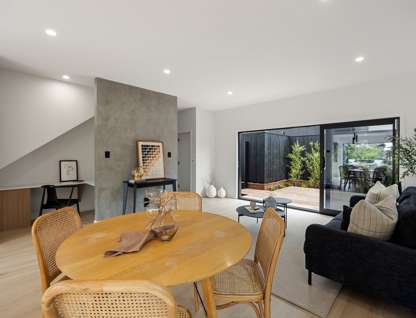 1/13 McInnes Place, Queenwood, Hamilton, Waikato, 3房, 2浴, 城市屋