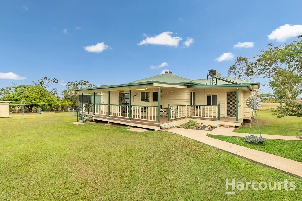 North Isis 3غرفة نوم Peaceful Country Retreat with Outstanding Sheds, Solar & Bore