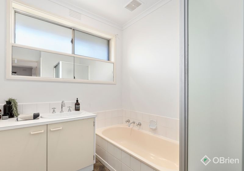 UNIT 2 19 GLENOLA RD, CHELSEA VIC 3196, 0 Schlafzimmer, 0 Badezimmer, Unit