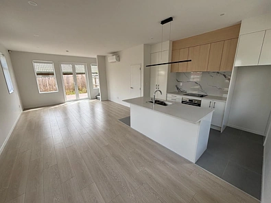 Modern 4 Bedroom House