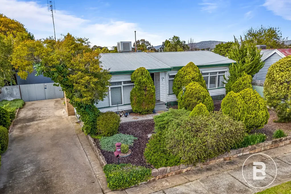 Stawell 3ਬੈੱਡਰੂਮ Neat Weatherboard Home – Ideal First Home or Investment
