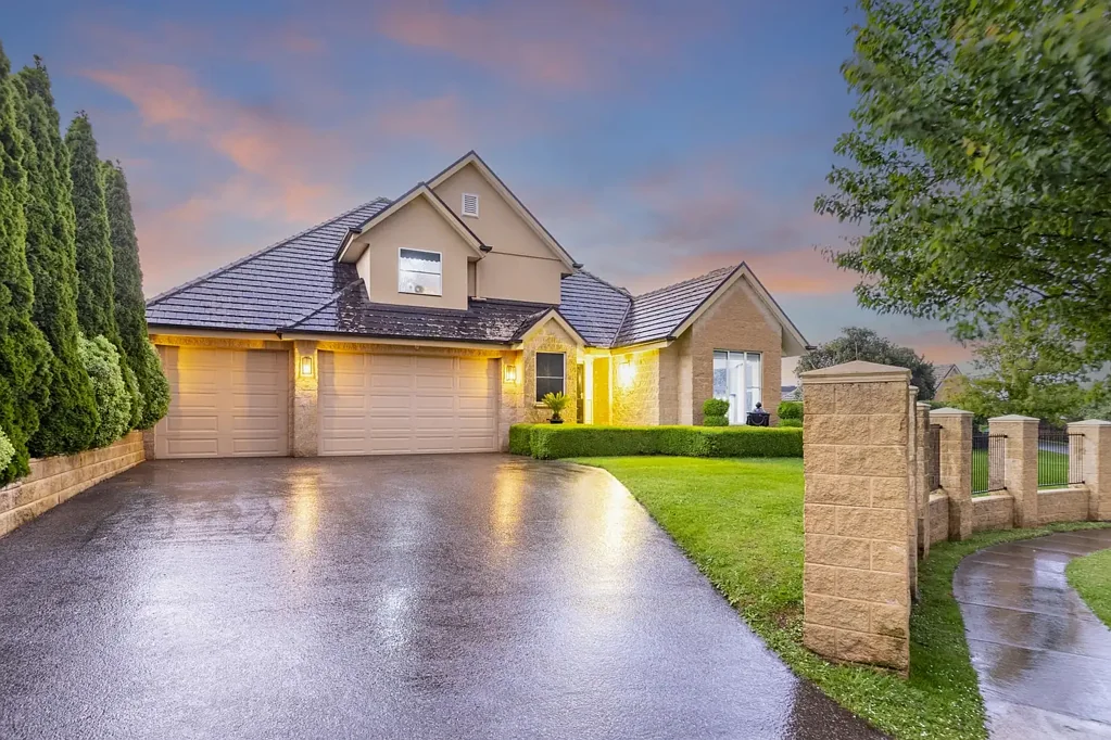 Drouin 5Moenga Immaculate Value in Prime Drouin Location