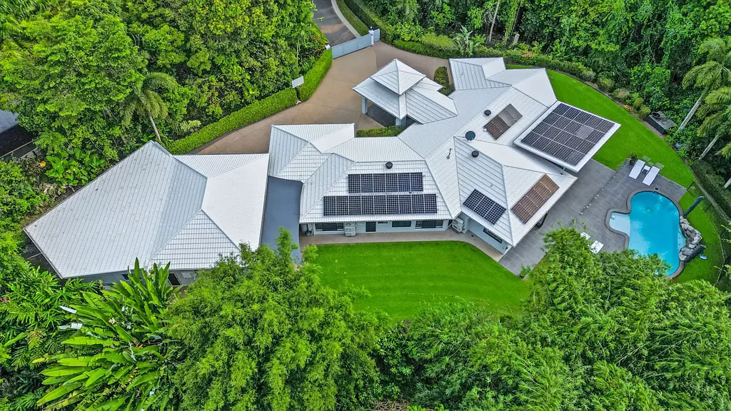 Bayview Heights 5ਬੈੱਡਰੂਮ Ultimate Entertainer's Retreat with Pool & Dual Sheds