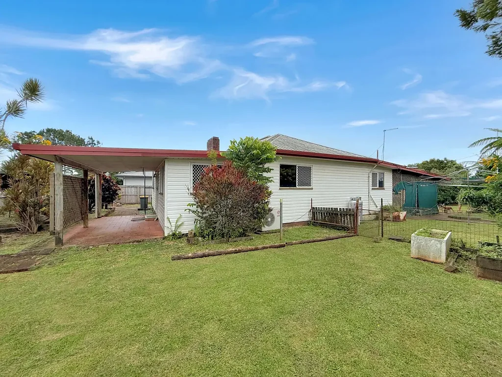 Atherton 3房  Spacious 1,095m2 Block with Renovation Potential