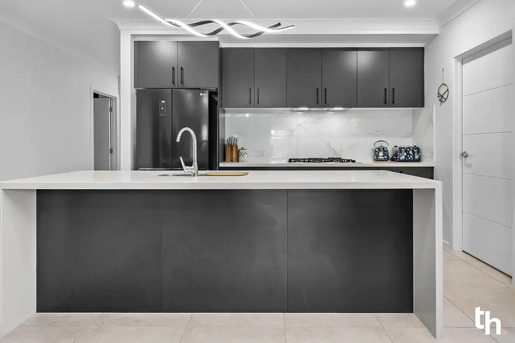 Edgeworth 4ਬੈੱਡਰੂਮ Modern. Move-In Ready. Edgeworth Family Living Done Right!