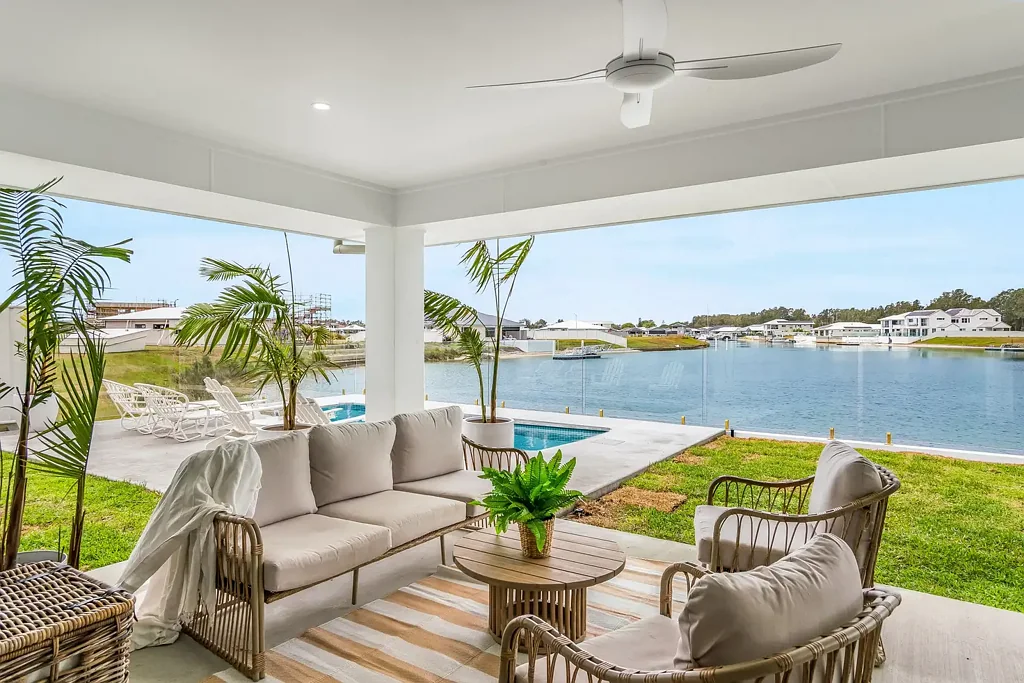 Yamba 4房  Waterfront Brilliance at Yamba Quays - Be the First to Call It Home