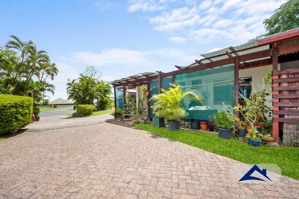 1/24 Girralong Street, Woree, QLD 4868