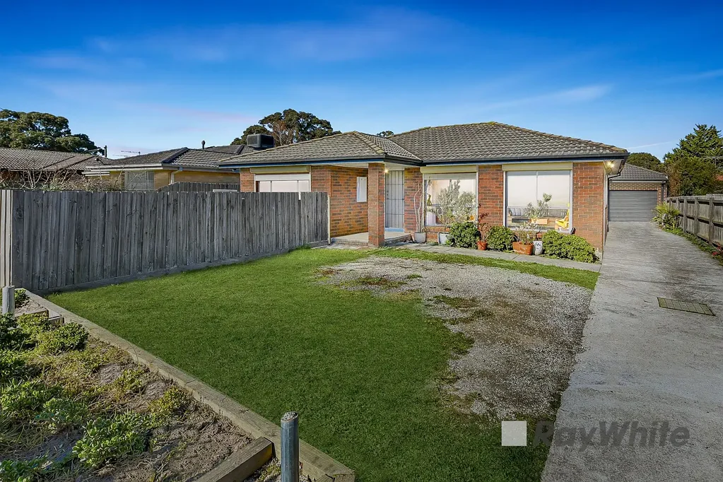 1/142 Pound Road, Hampton Park, VIC 3976
