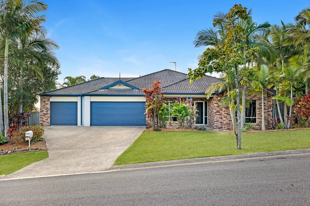 38 Gerard Street, Pacific Pines, QLD 4211