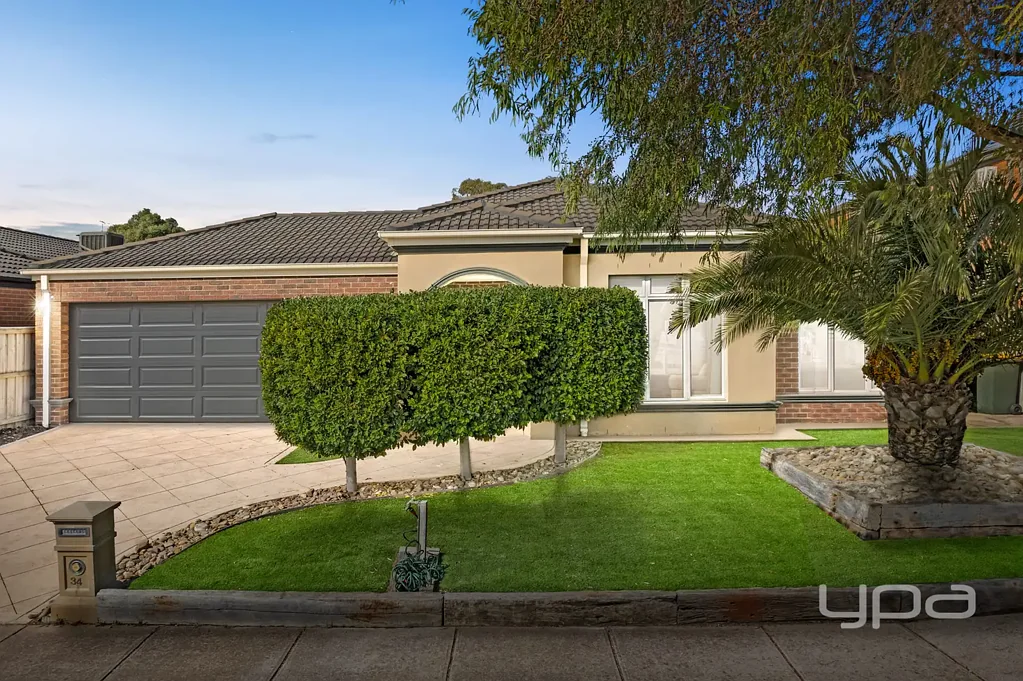 34 Maidenhair Drive, Point Cook, VIC 3030