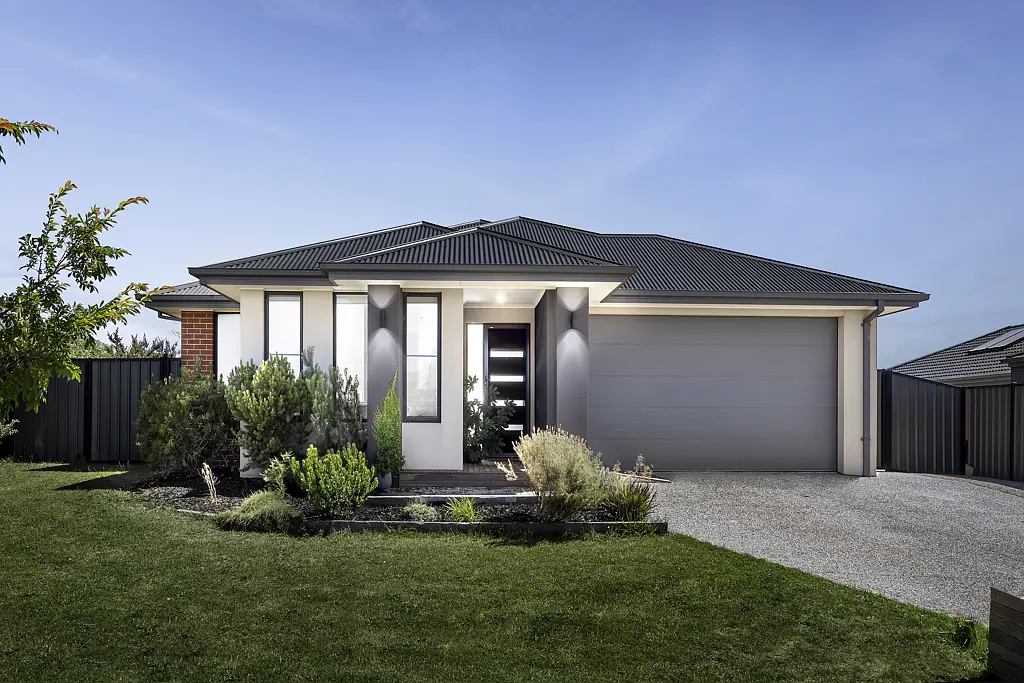 28 Triandra Avenue, Romsey, VIC 3434