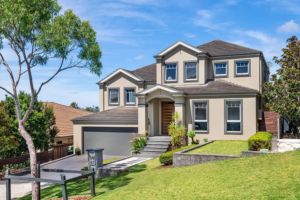 Family grandeur & luxury entertaining (furnished)