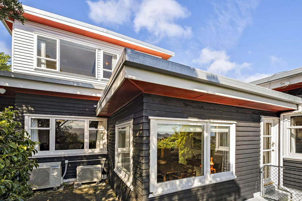 Karaka Bays 4Kwarto CAPTIVATING VIEWS - TREASURED FAMILY HOME