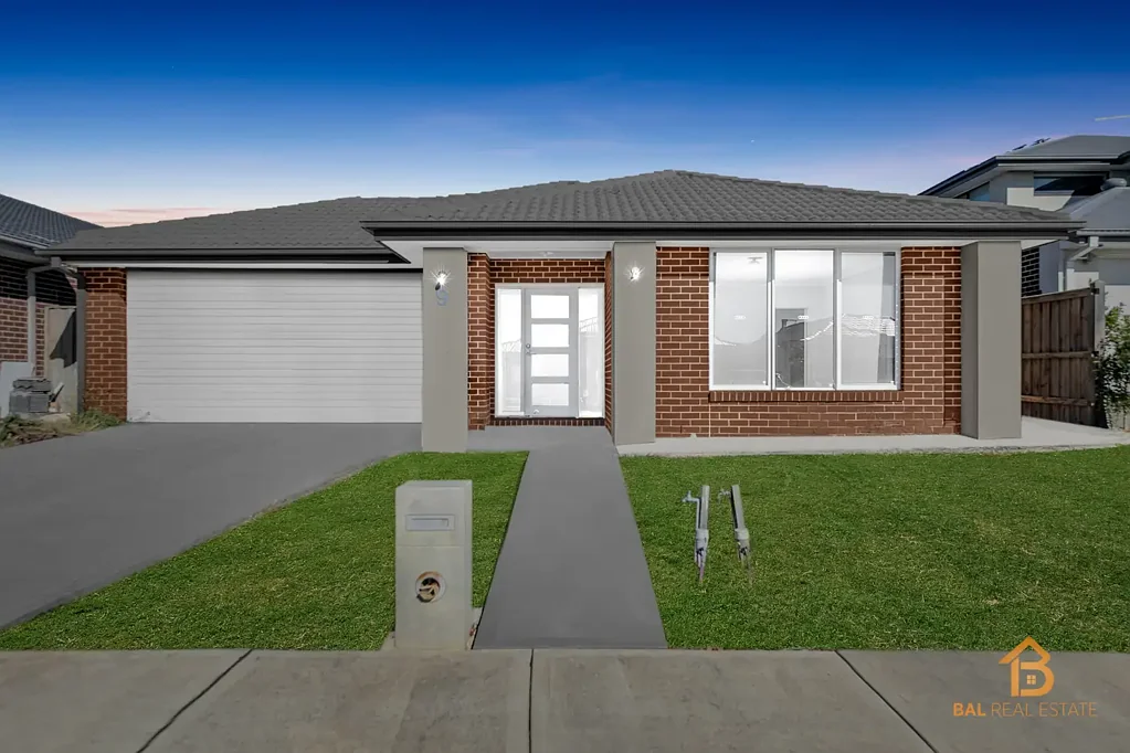 9 Inkerman Crescent, Mickleham, VIC 3064