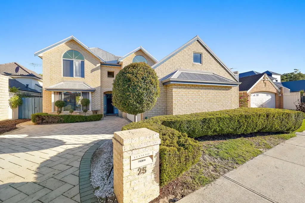 Canning Vale 4침실 A True Gem in Top Location