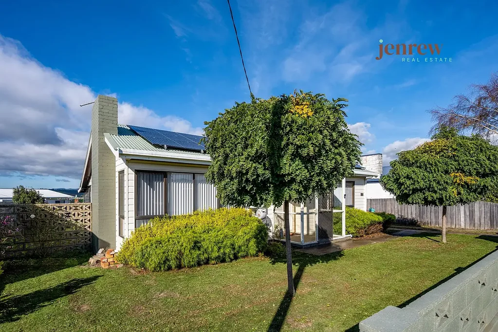 Montello 3 Slaapkamer Level block, modern look, investment ready!