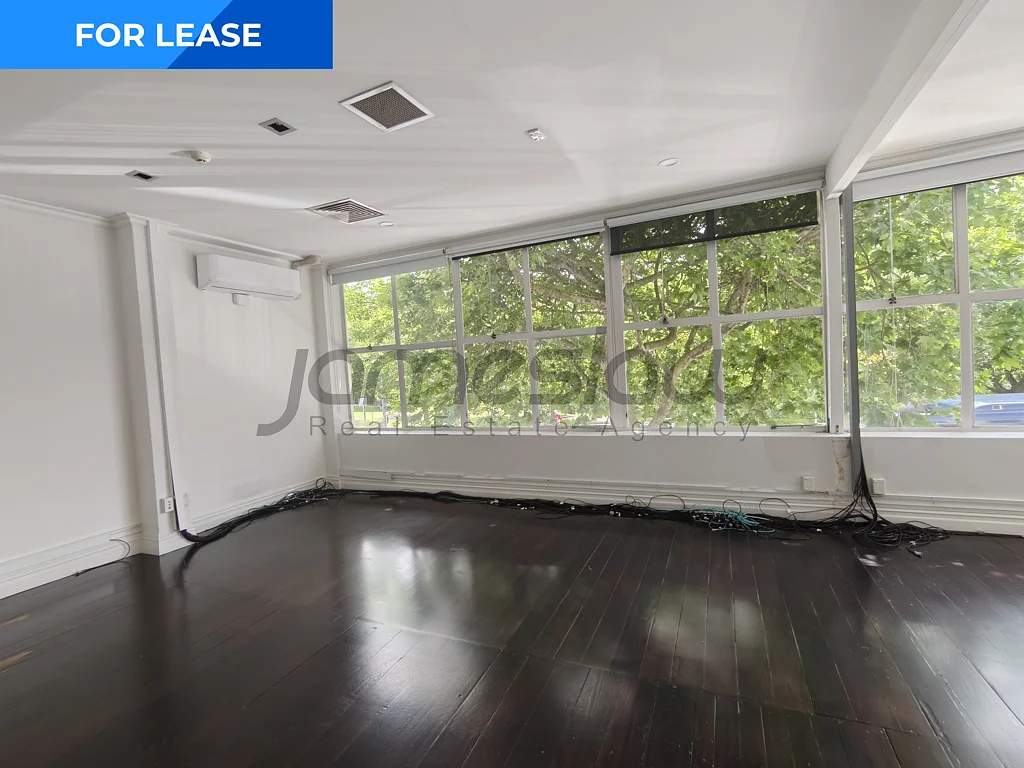 Grey Lynn Vibrant Ponsonby Office with Server Room