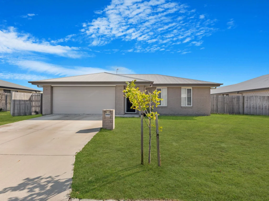 3 Sailaway Circuit, Eli Waters, QLD 4655