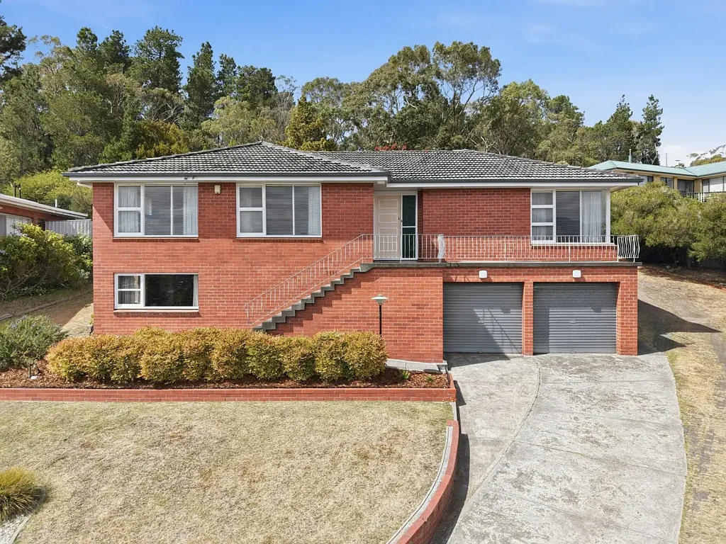 3 Avoca Street, Lindisfarne, TAS 7015