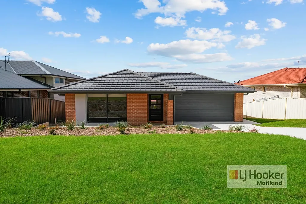 " Well-Presented Family Home"