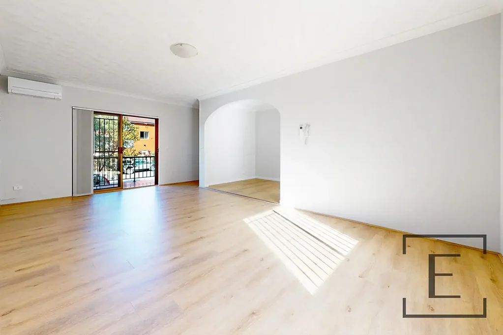 Beautifully presented 2 bedroom apartment
